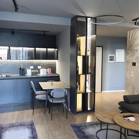 Luxe Living Lakescape - View Residences *