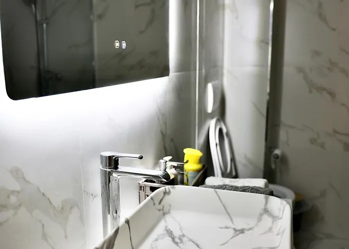 شقة Lakescape - View Residences تيرانا