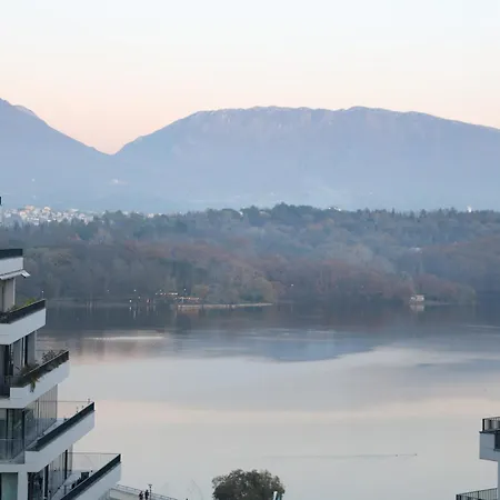 Lejlighed Luxe Living Lakescape - View Residences