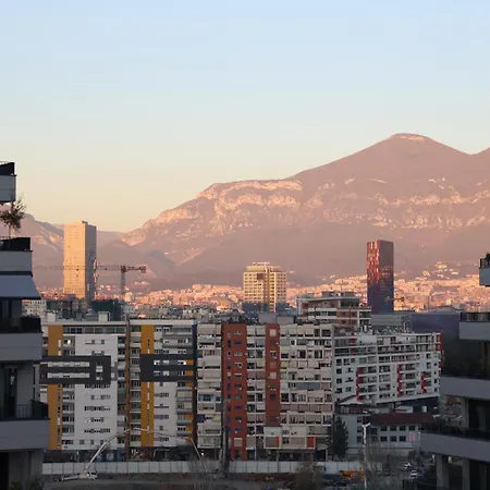 Lejlighed Luxe Living Lakescape Suite - Lake View Residences Tirana