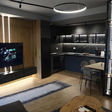 Luxe Living Lakescape Suite - Lake View Residences Lejlighed Tirana