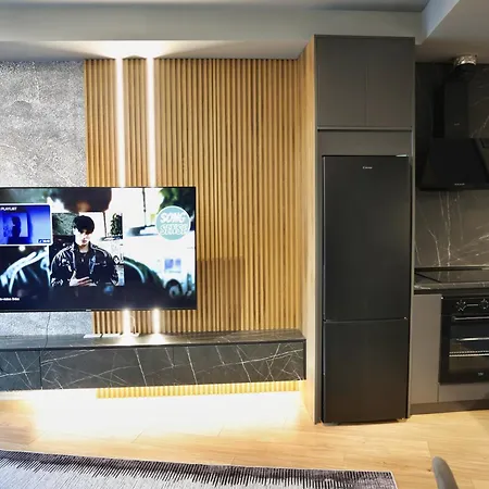 Luxe Living Lakescape Suite - Lake View Residences Lejlighed Tirana