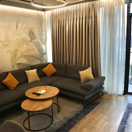 Luxe Living Lakescape Suite - Lake View Residences * Tirana