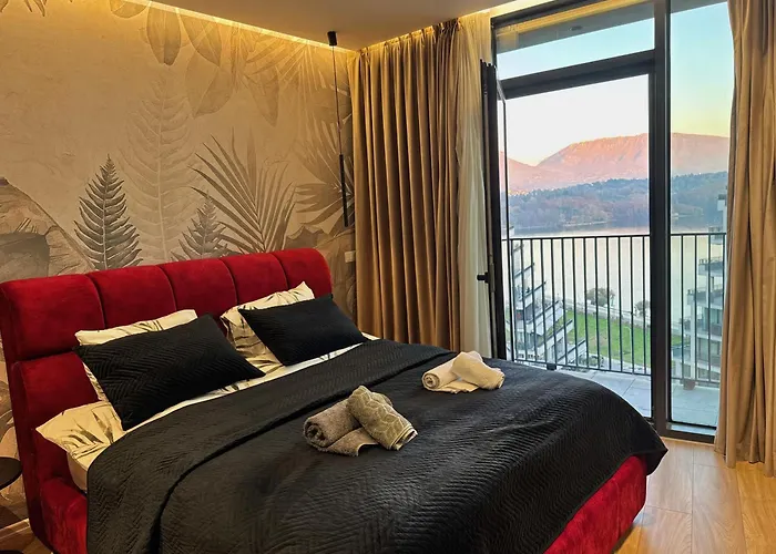 Lakescape - View Residences